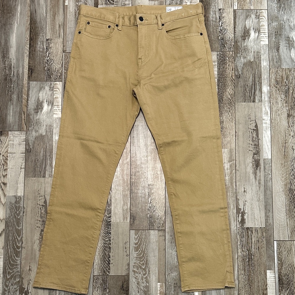 GAP Tan Slim Gapflex Straight-Leg Casual Pants NWOT!